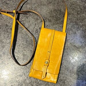 HOBO Token Leather Smartphone Wallet Crossbody